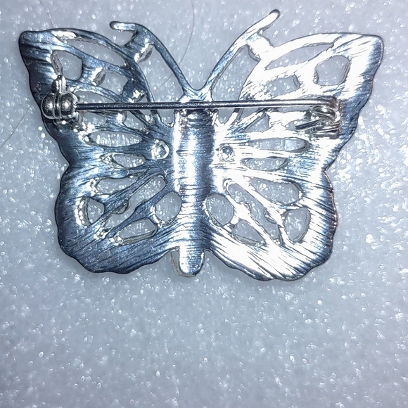Vintage Butterfly Brooch - Picture 3 of 9